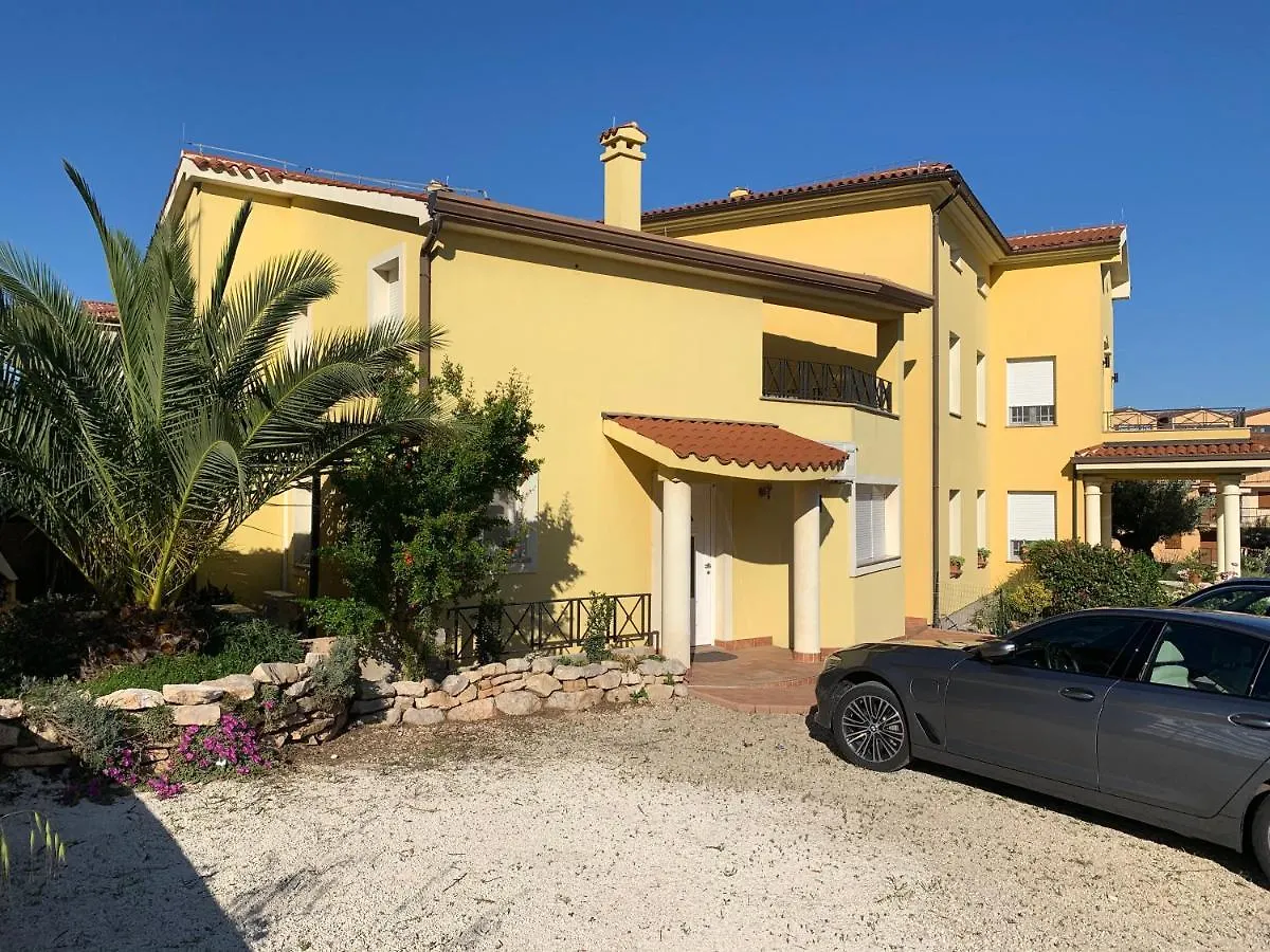 Villa Istriana Ližnjan 公寓