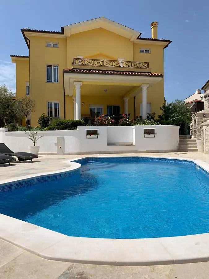 Villa Istriana Liznjan Apartment