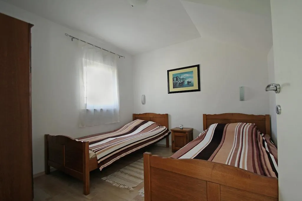 Apartment Villa Istriana Liznjan Croatia